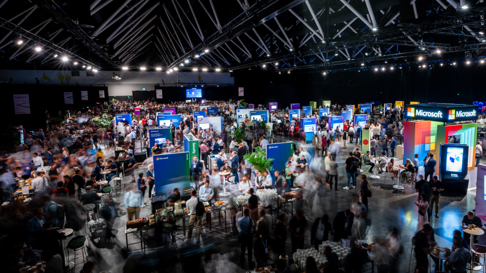 Crowds at Microsoft event