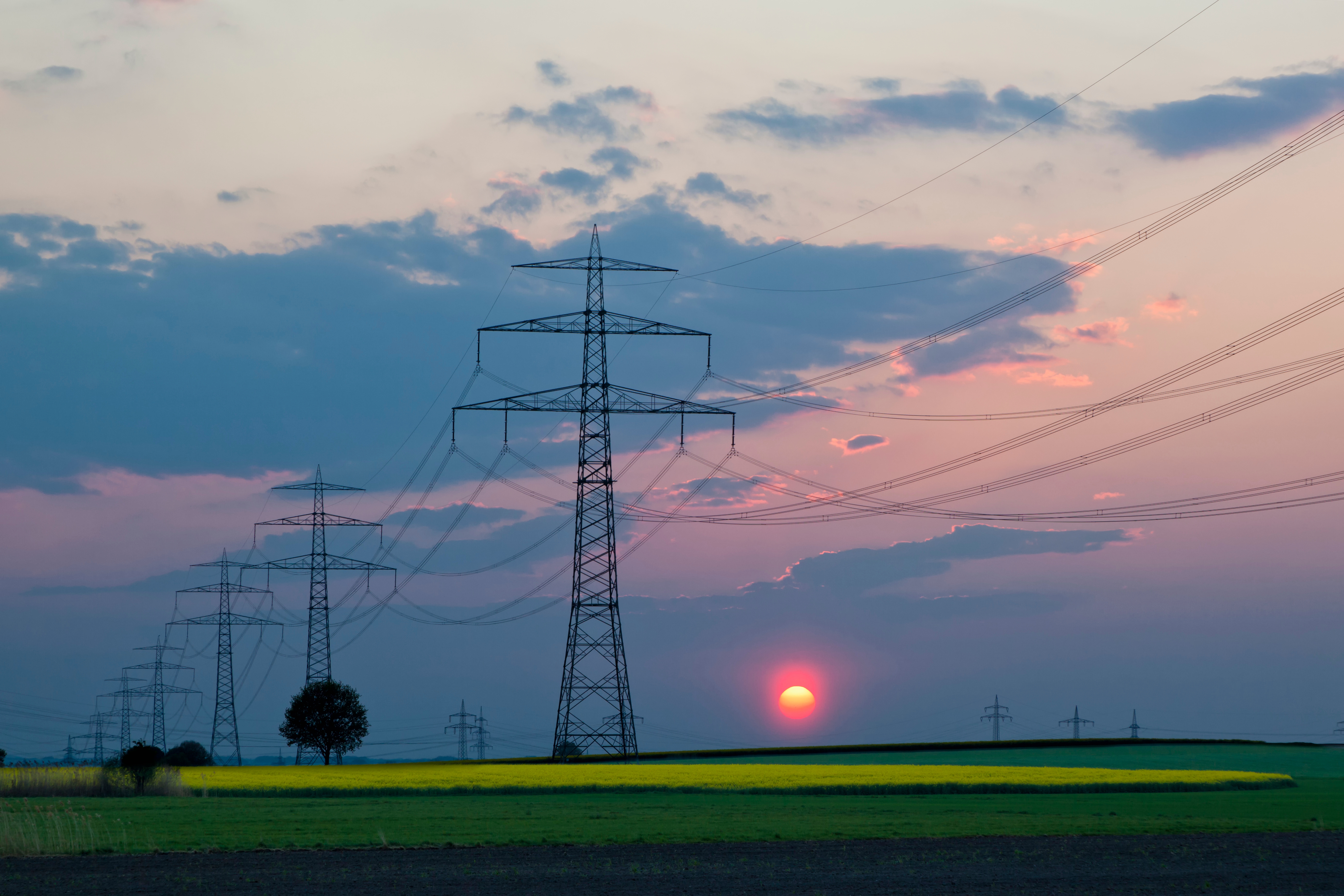 With the Siemens Energy transmission portfolio you are prepared for a complex and interconnected energy landscape