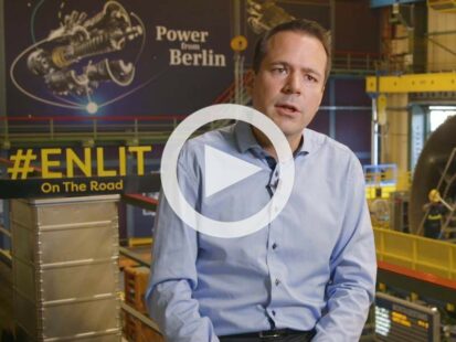 Kolja Schwarz explains Siemens Energy's vision for the gas turbines and hydrogen inclusion in the factory in Berlin.