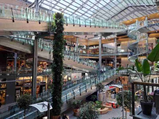 Siemens Smart Infrastructure assists with virtual power plant implementation in a shopping centre in Finland